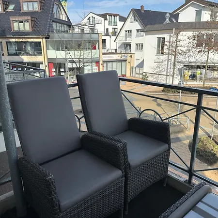 Deck 8